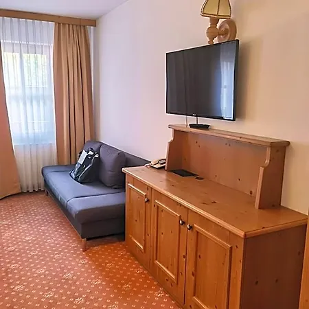 Отель Kroneck Кирхберг
